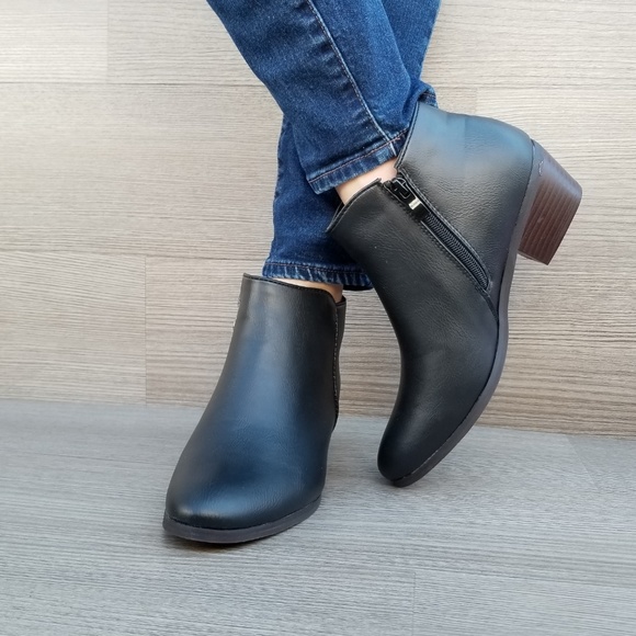 Black Vegan Booties Boots With Zipper-P - Picture 8 of 8
